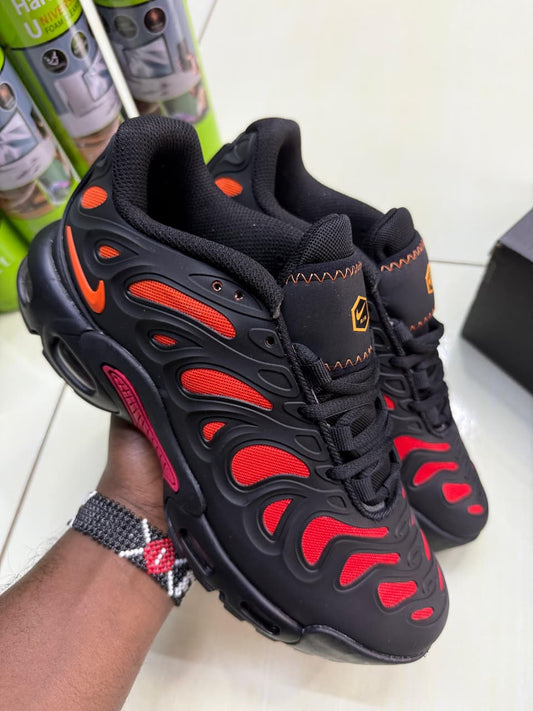 Nike TNs Black and Red